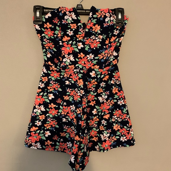 Strapless Floral Romper - Picture 1 of 4
